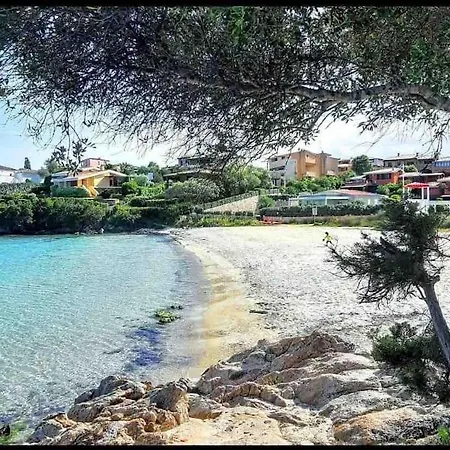 Accogliente Seminterrato A Due Passi Dal Mare