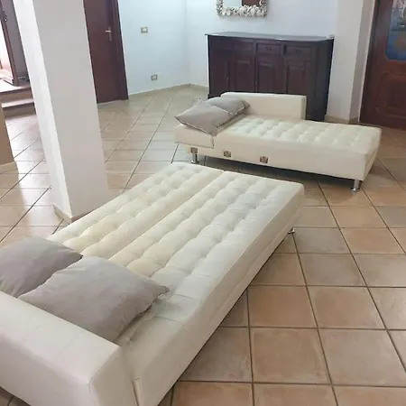 Feriehus Accogliente Seminterrato A Due Passi Dal Mare