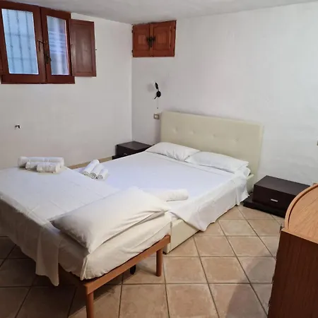 Feriehus Accogliente Seminterrato A Due Passi Dal Mare *